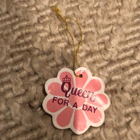 New Queen for a Day tags! - Picture 3 of 4